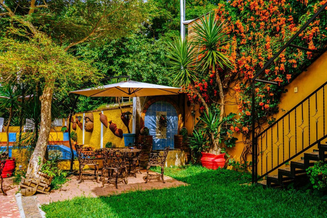 Posada Las Margaritas Tlaquepaque Esterno foto