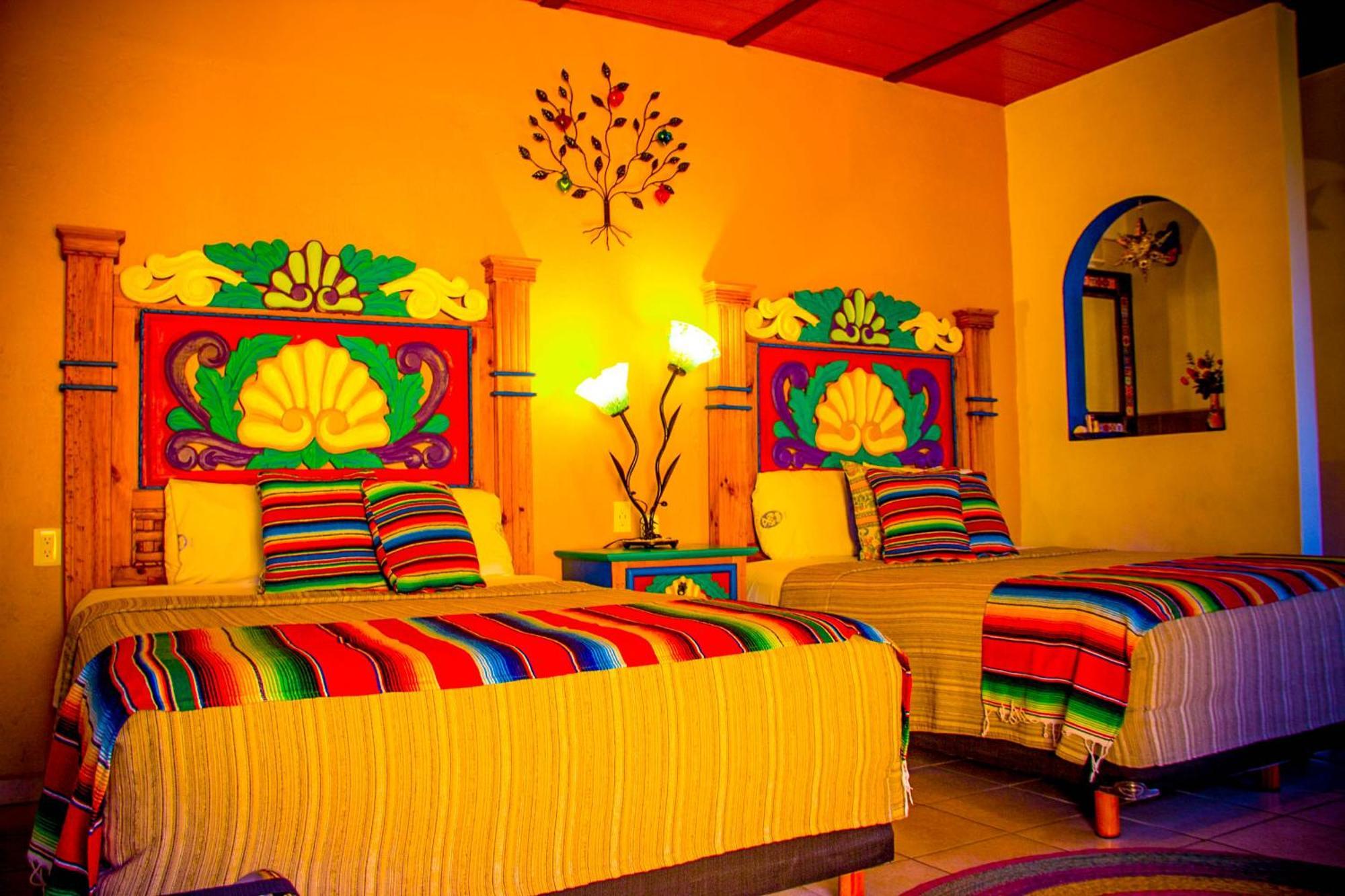 Posada Las Margaritas Tlaquepaque Esterno foto