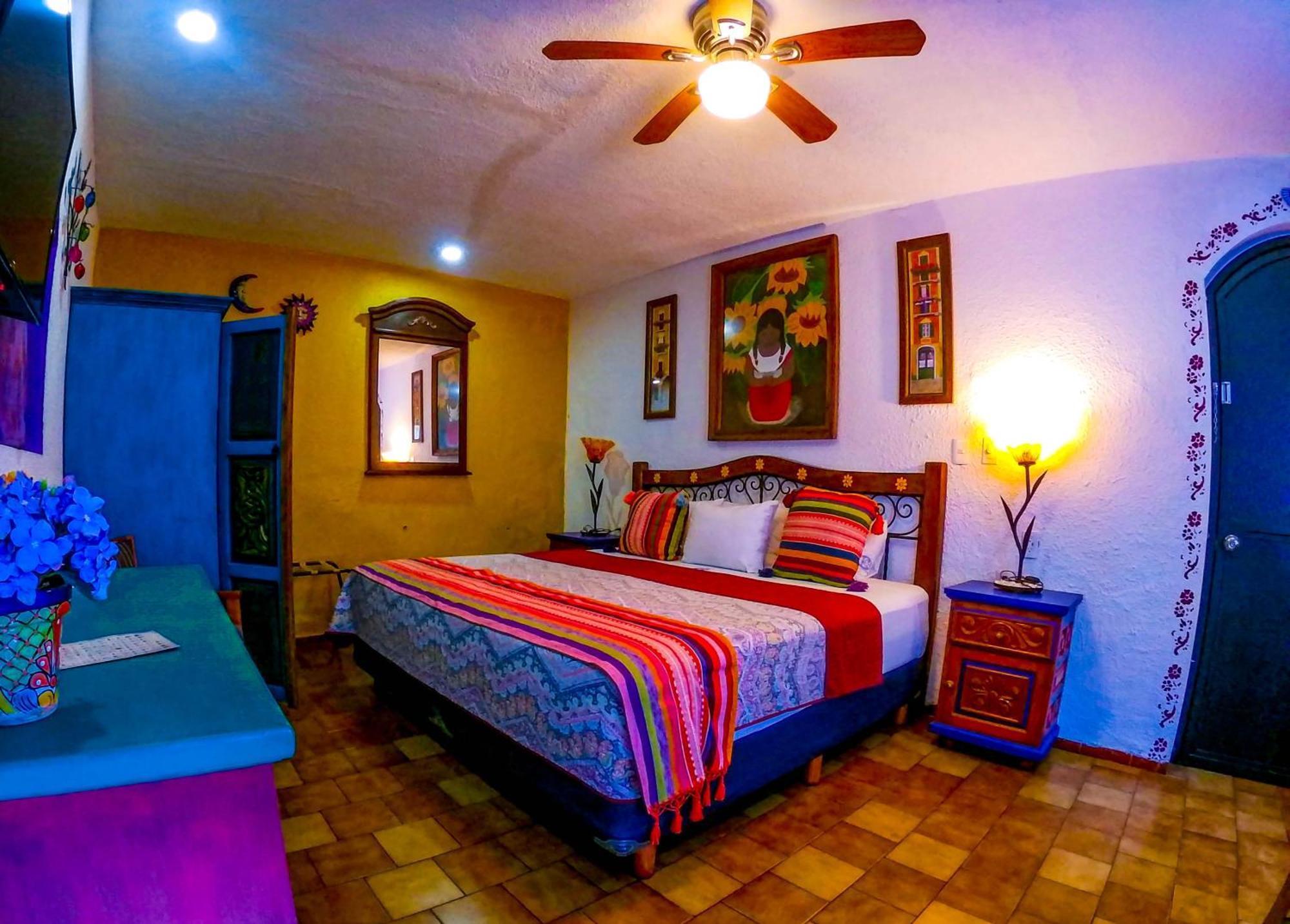 Posada Las Margaritas Tlaquepaque Esterno foto