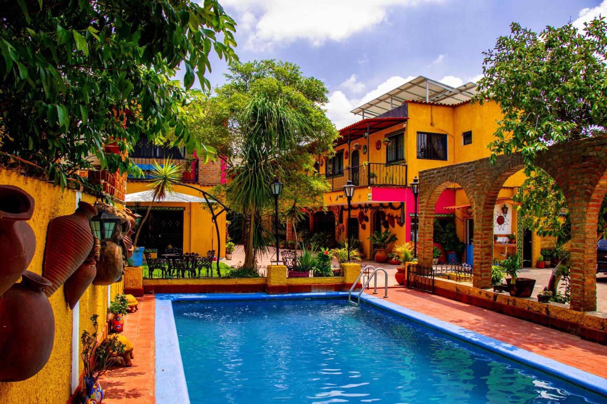 Posada Las Margaritas Tlaquepaque Esterno foto