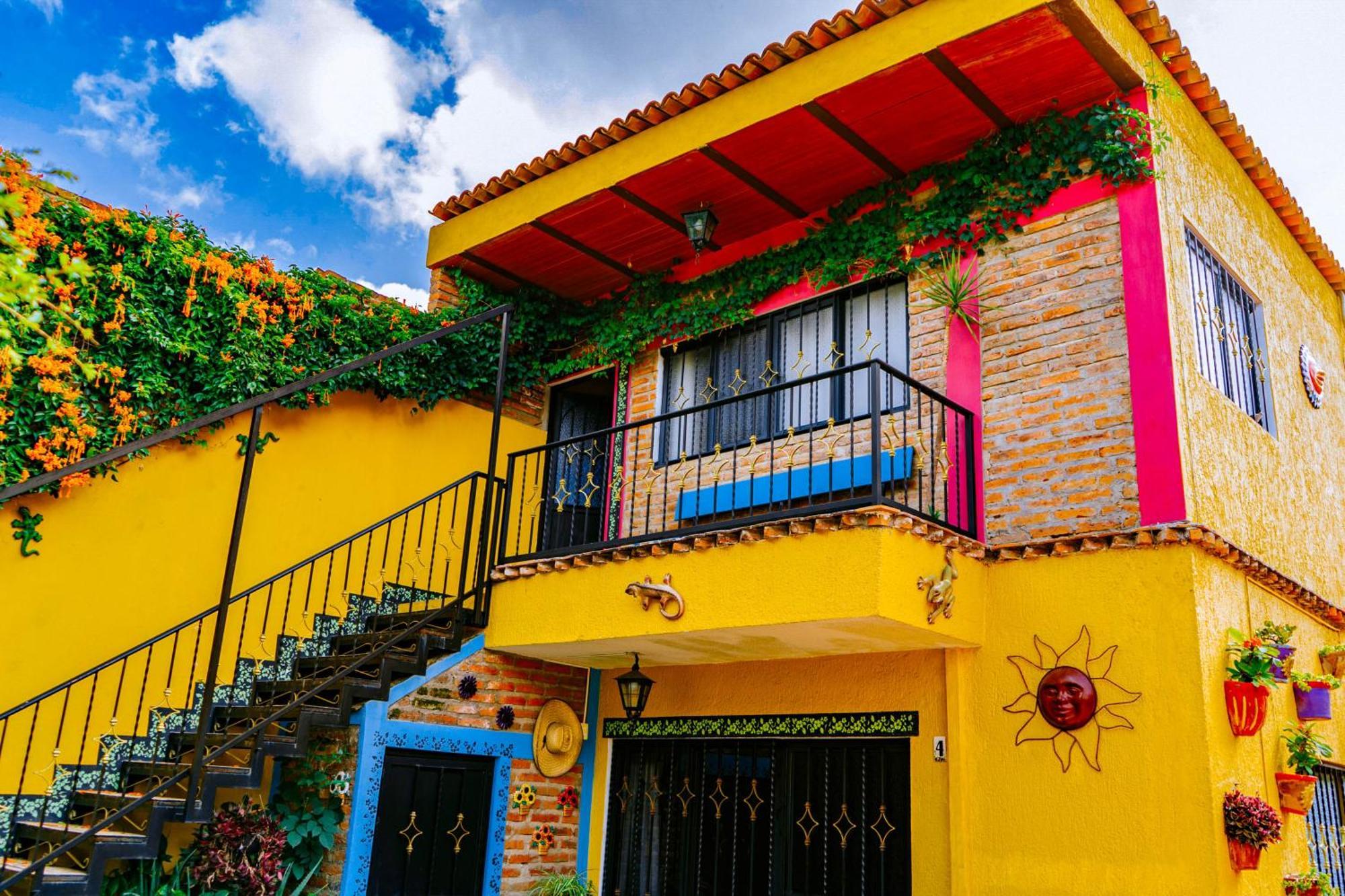 Posada Las Margaritas Tlaquepaque Esterno foto